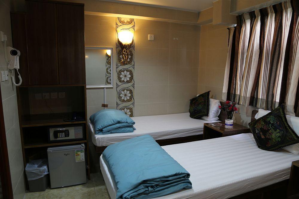 New Tokyo Hostel Хонконг Екстериор снимка