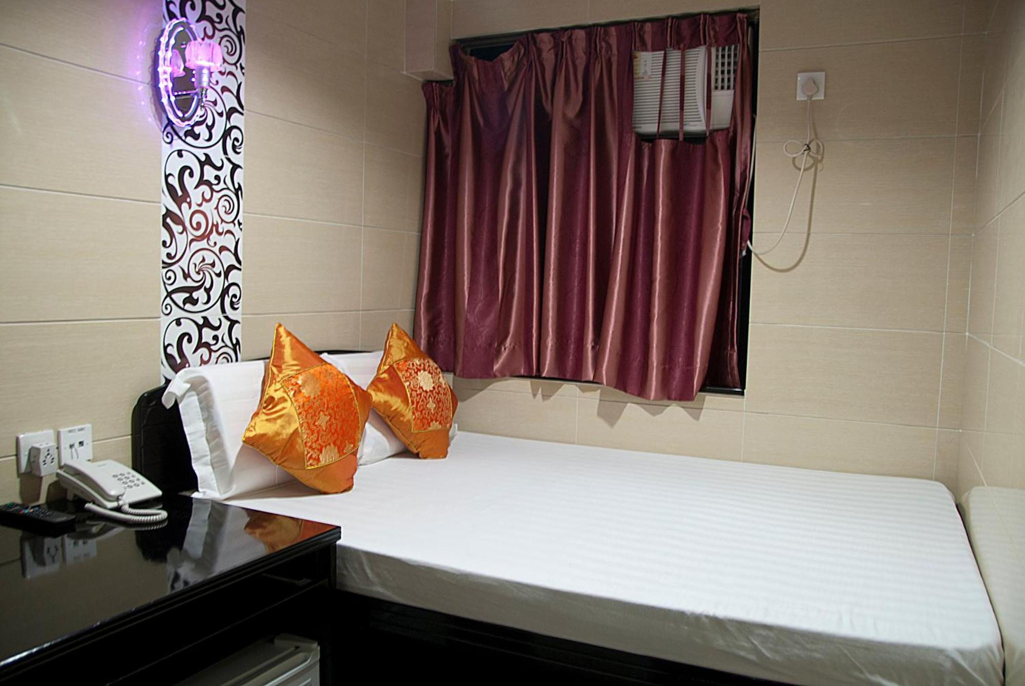 New Tokyo Hostel Хонконг Екстериор снимка