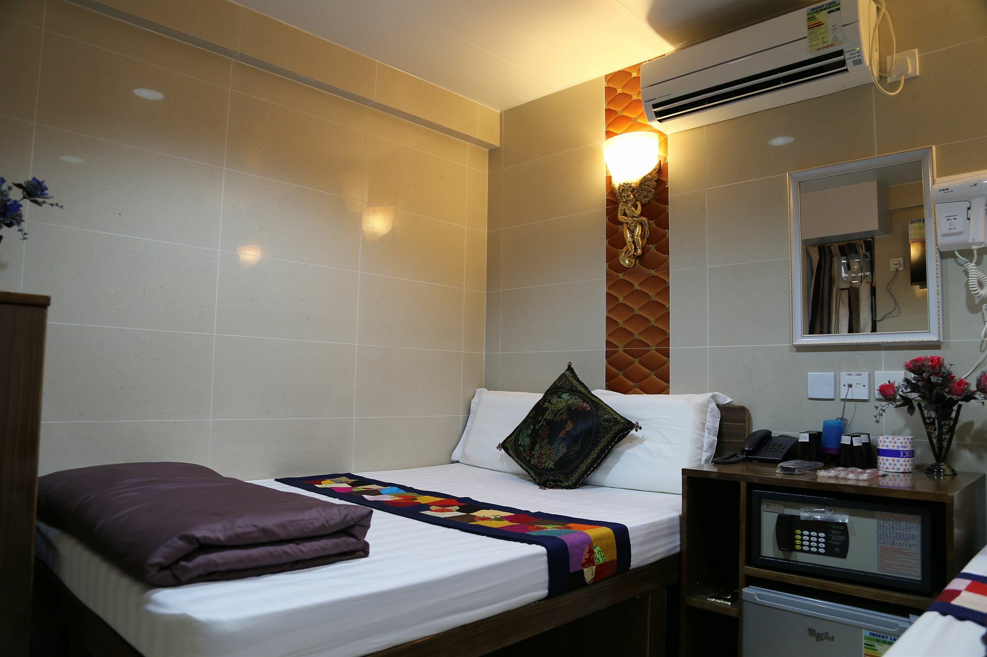 New Tokyo Hostel Хонконг Екстериор снимка