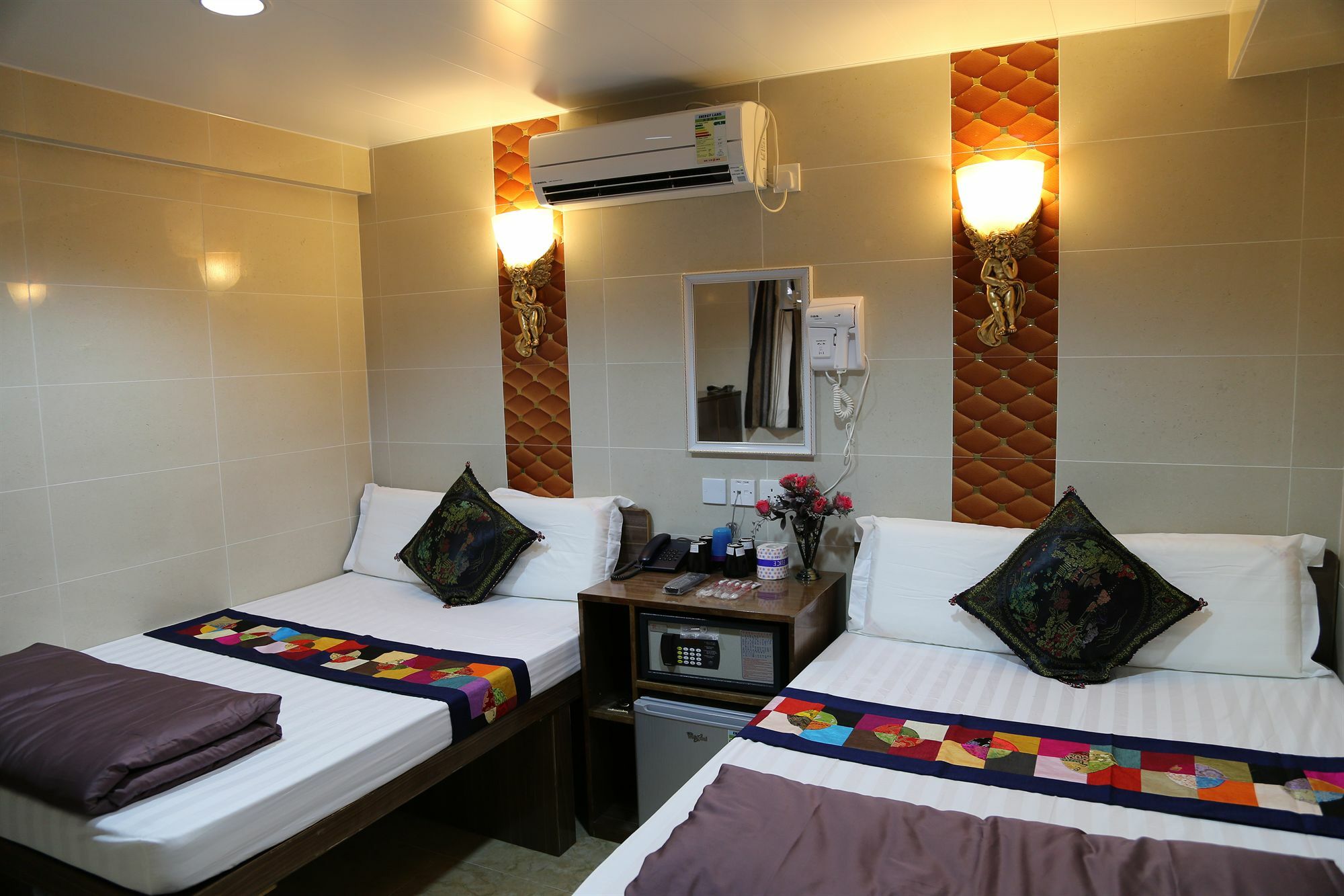 New Tokyo Hostel Хонконг Екстериор снимка