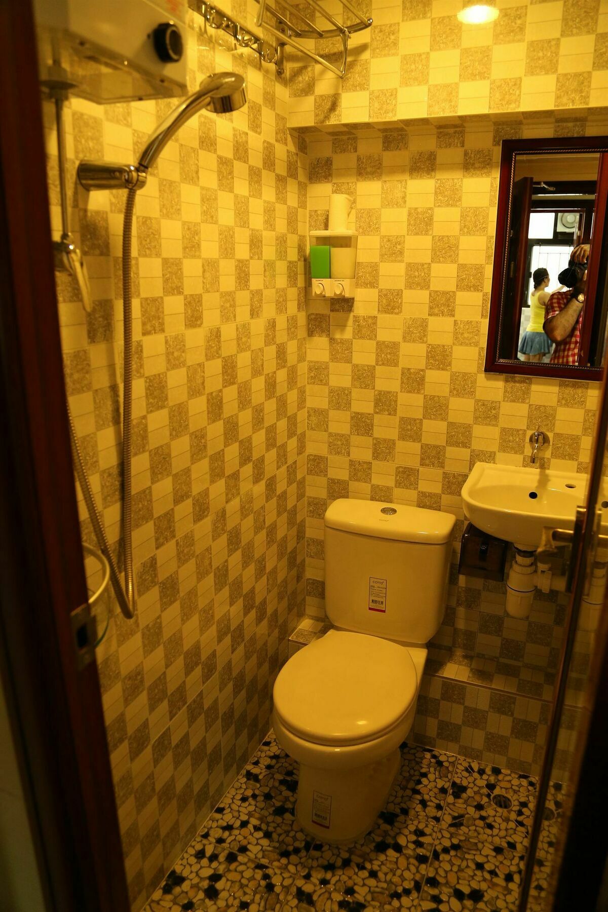 New Tokyo Hostel Хонконг Екстериор снимка